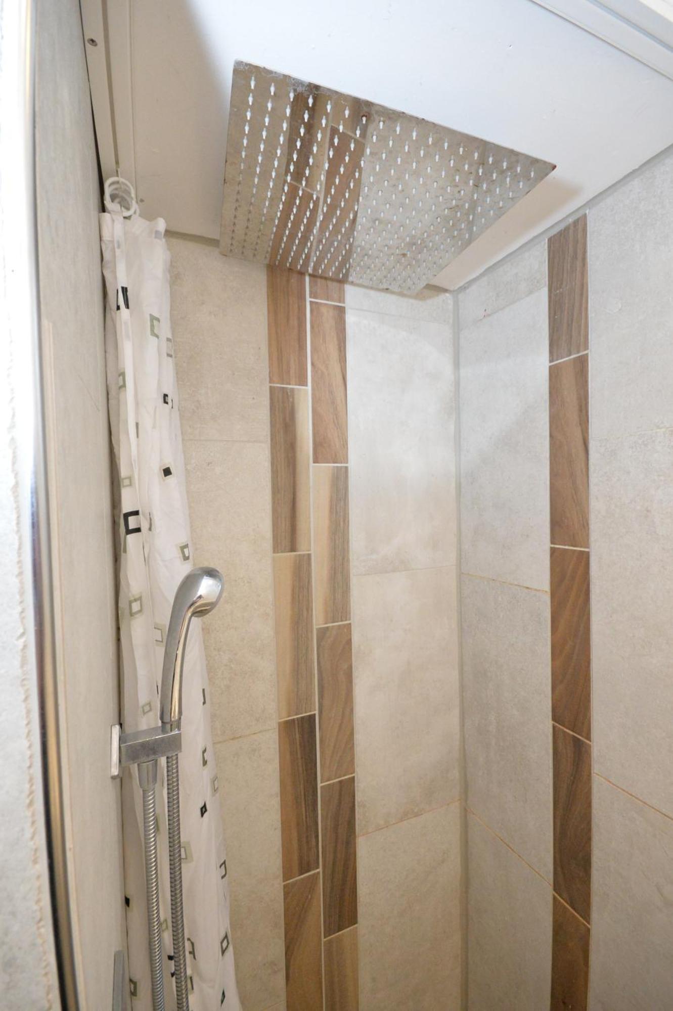 Di 20 M² In Con 0 Bagno Privato In Zona Obervieland Alloggio in famiglia *